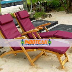 Cushion Steamer Chair Red Color