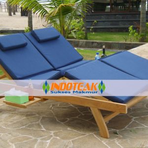 Teak Double Lounger With Blue Color Cushions